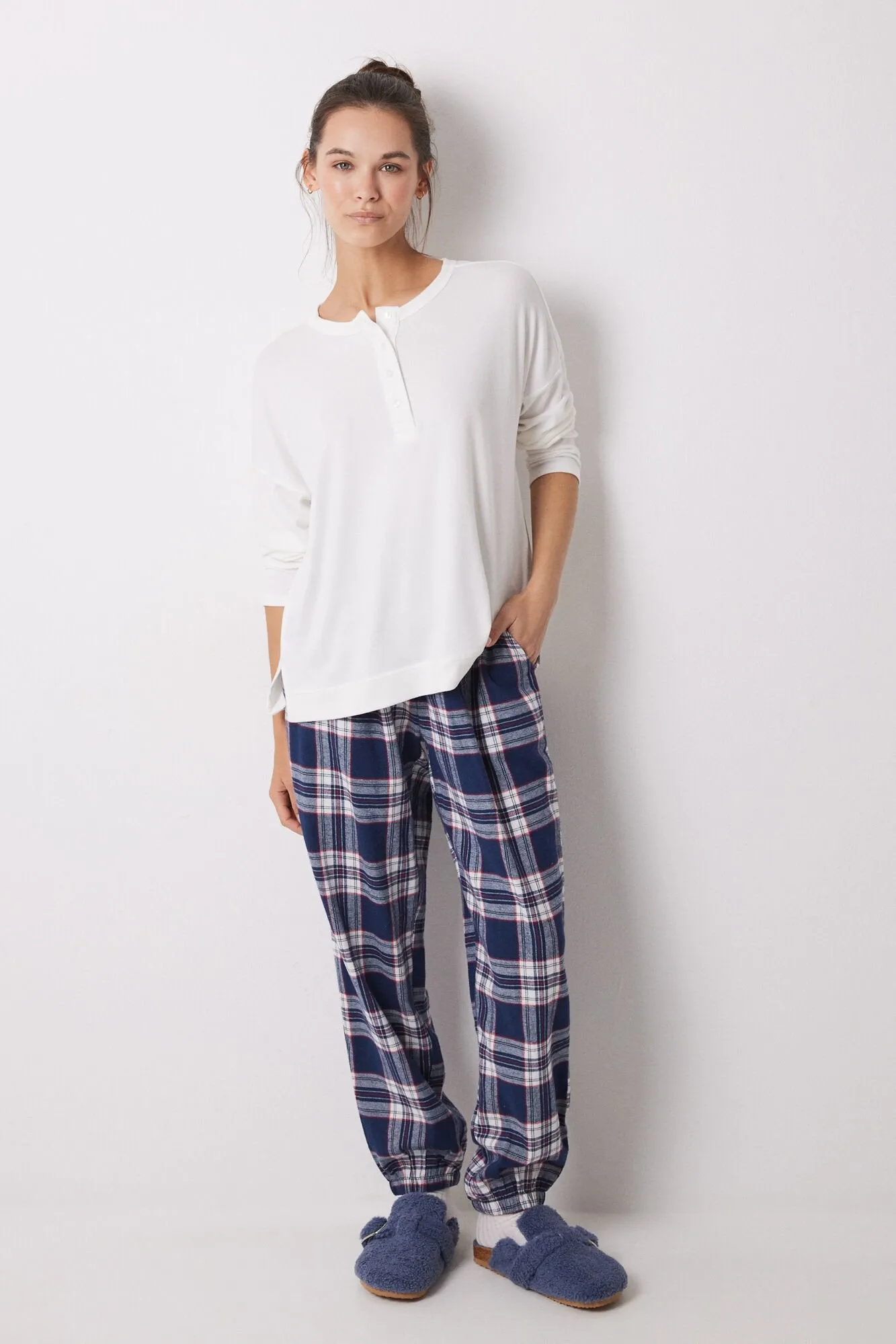 100% checked cotton carrot pants