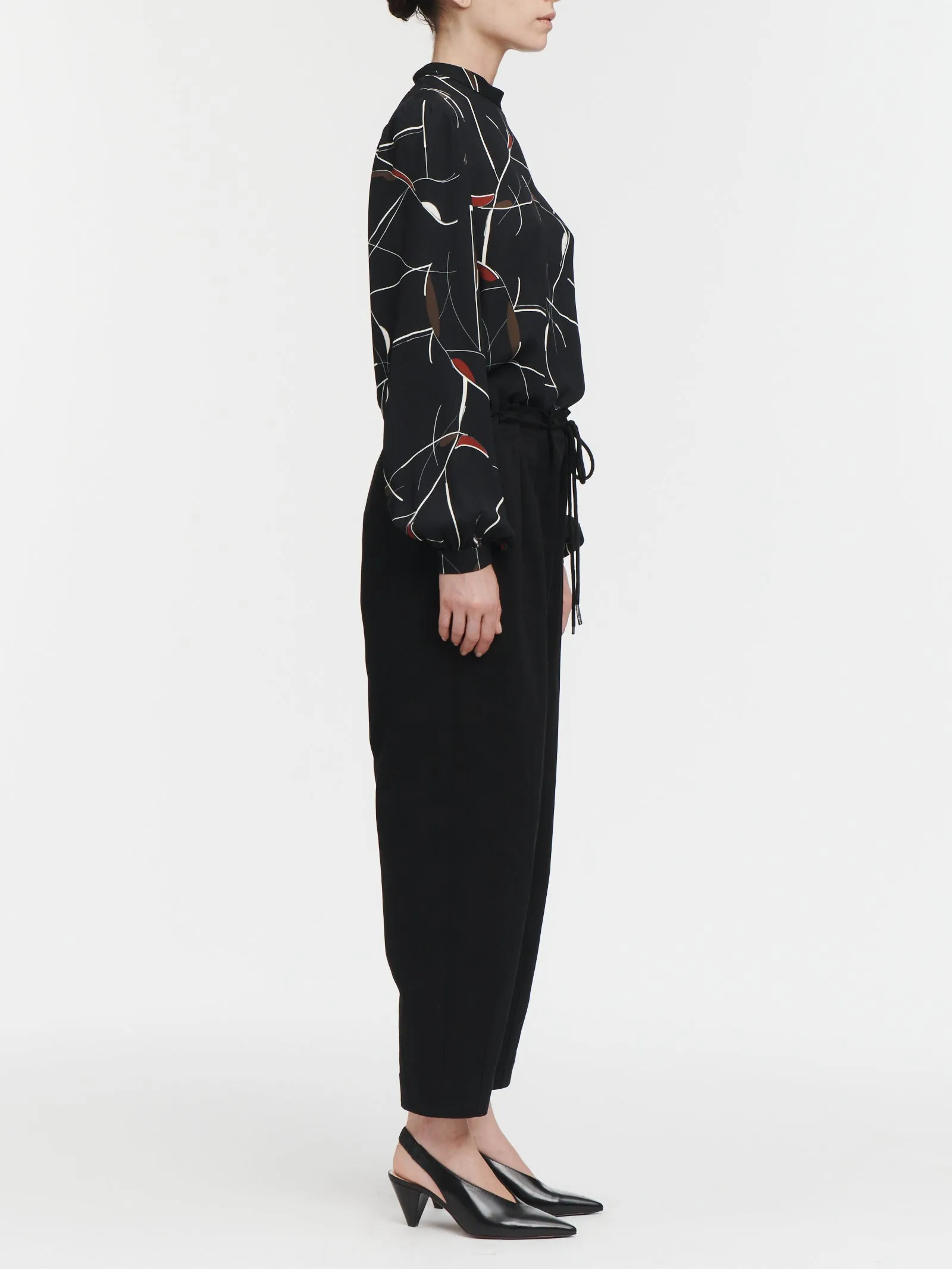 Barrel Leg Drawstring Trouser in Black