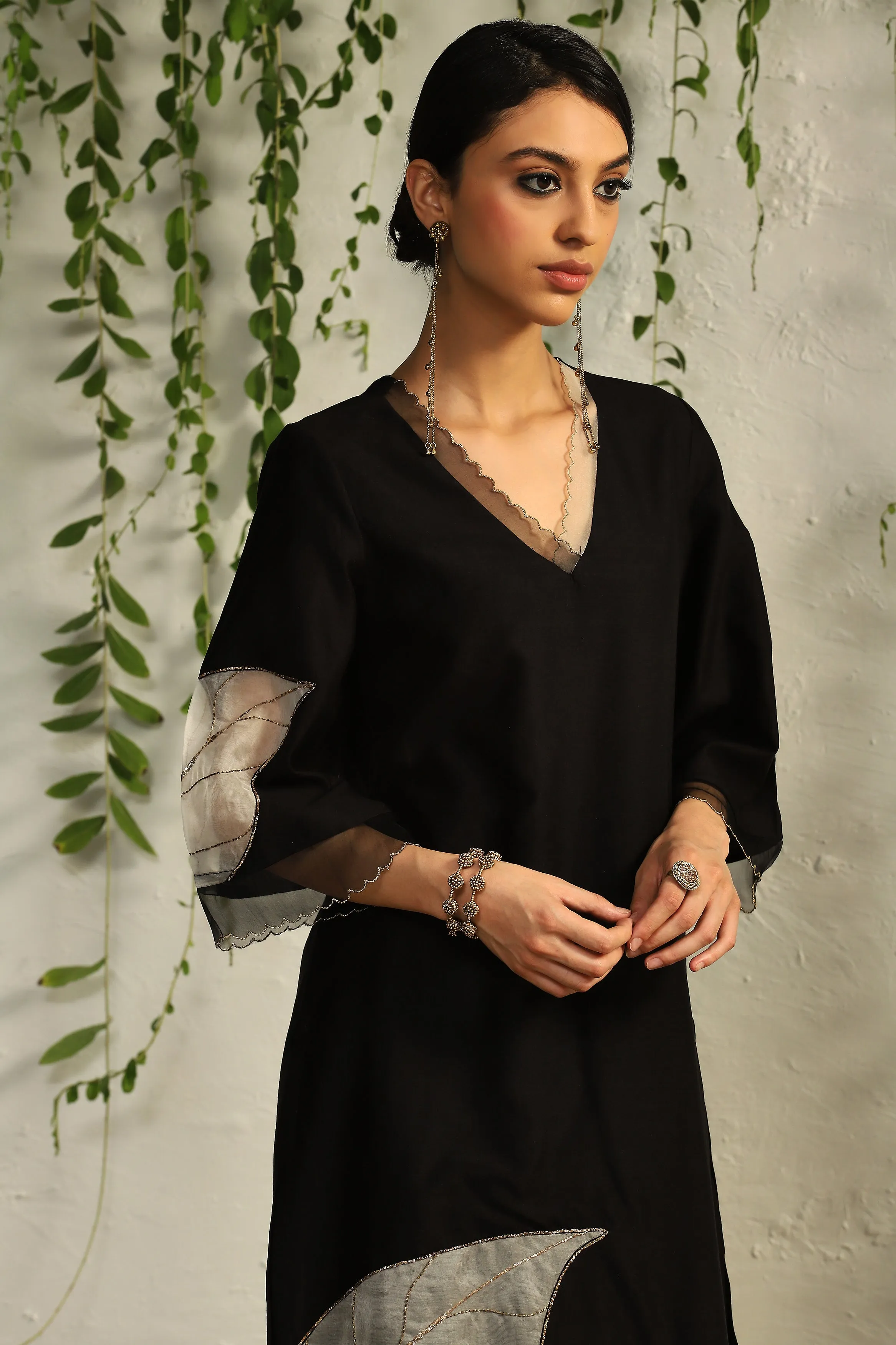 Black & White Chanderi Straight Kurta Set