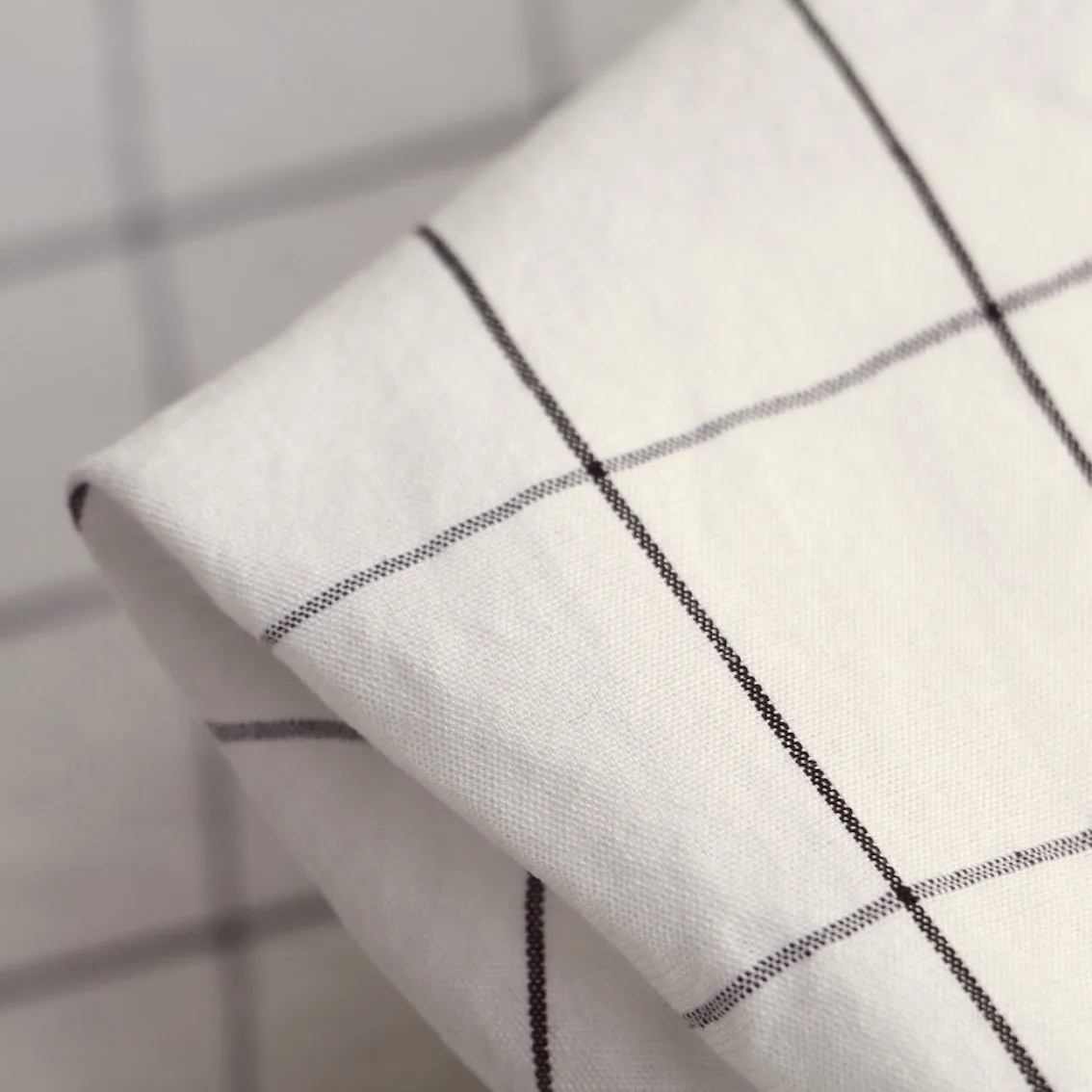 Black Grid Ivory